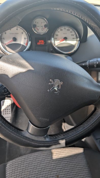Peugeot 207 a gasolina