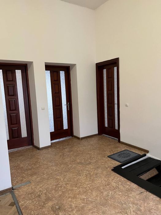 Квартира з трьома окремими кімнатами