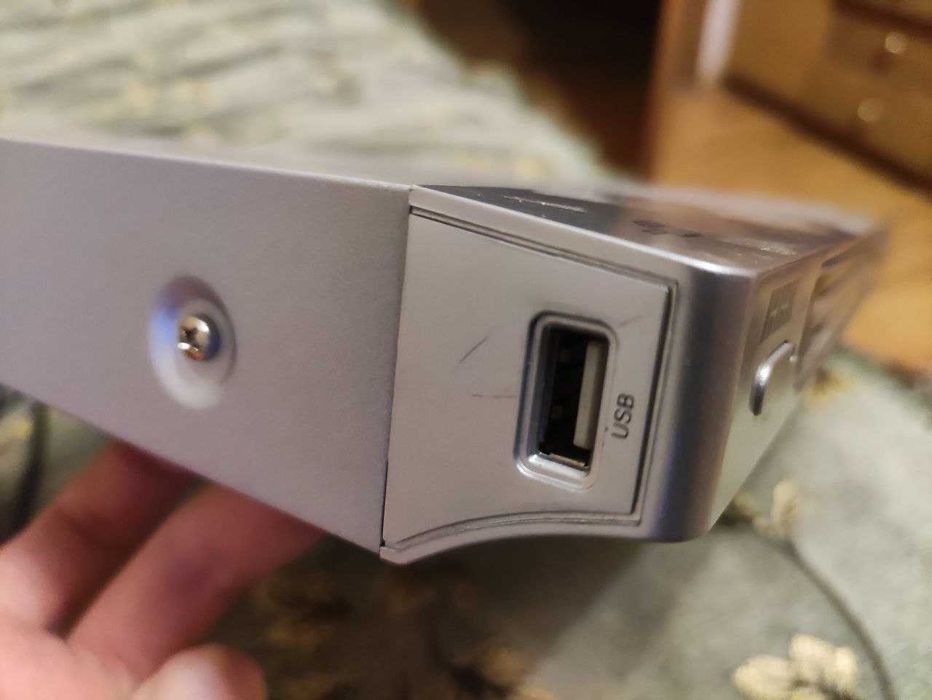 Караоке BBK dv 610si