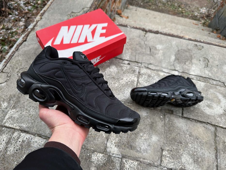 Кроссовки унисекс Nike Air Max Plus TN (8 цветов) размеры 36-46