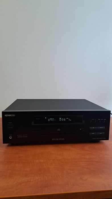 Kenwood DP 7090 flagowy cd 32 bity