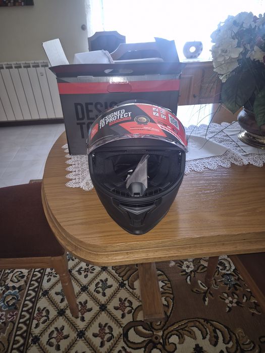 Capacete mt  braker sc solid