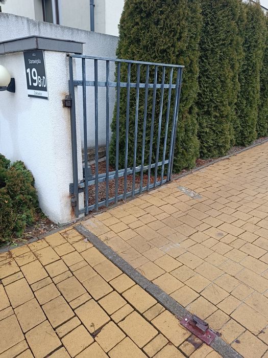 Sprzedam brame dwuskrzydłowa