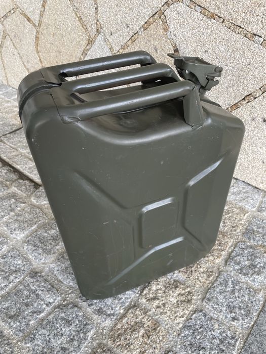 Bidão de gasolina 20L clássico