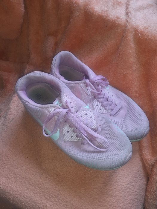 Розовые женские кроссовки Nike Air Max 90 бу 39 размер