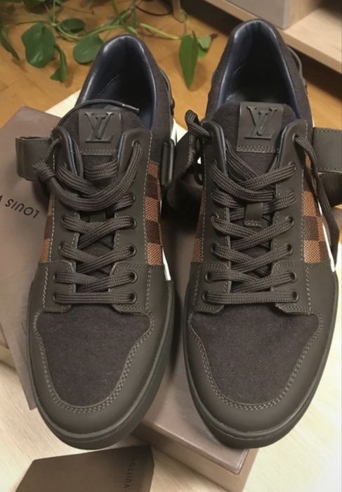 Louis  Vuitton como novas