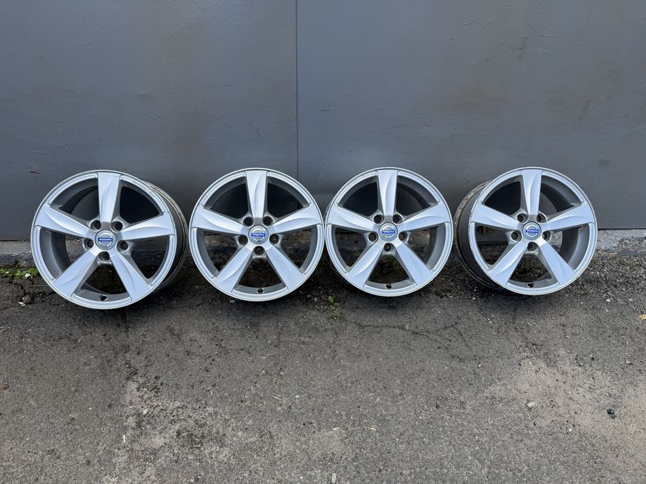 Оригінальні диски Volvo r16 5*108 V40 V50 V70 S40 S50 S60 Ford Focus Mondeo