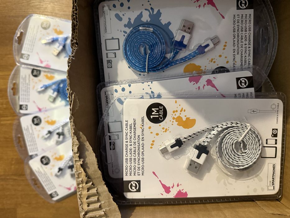 KABEL USB GRUNDIG  118 szt posiadam