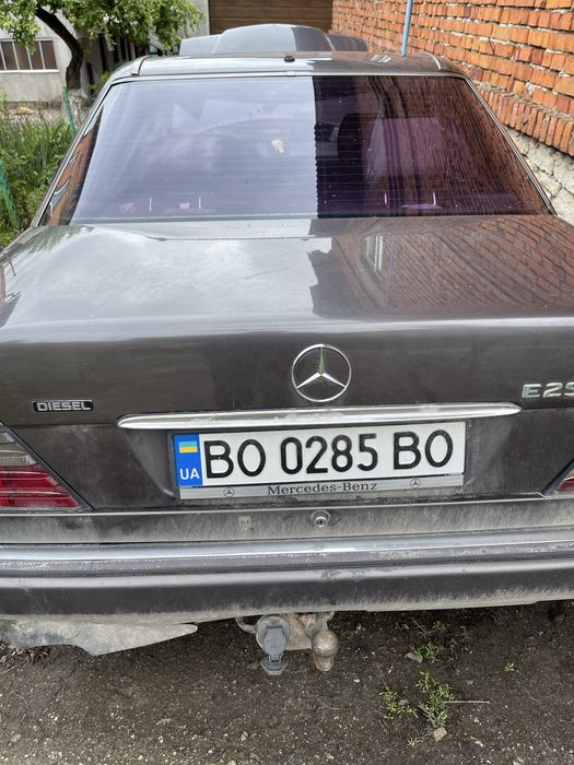 Продам мерседес 124 2.5 дізель