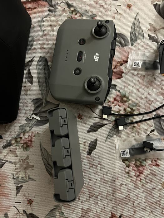 Dron dji mini 2 SE fly more combo