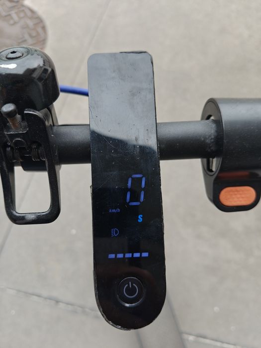 Trottinete Elétrica Xiaomi Mi Electric Scooter 3 – Excelente Estado