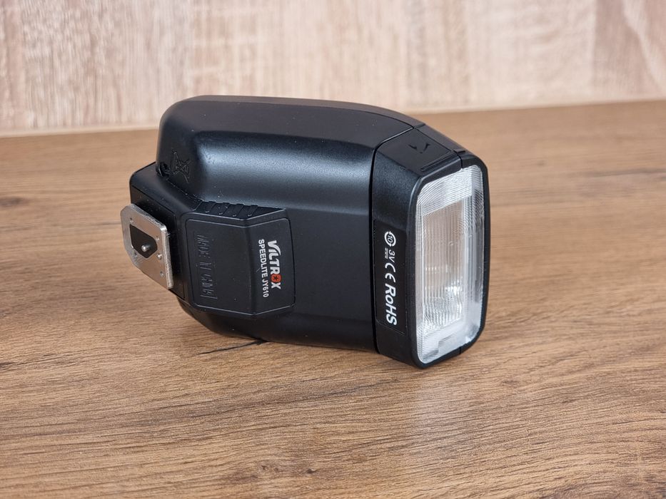 Lampa błyskowa Viltrox JY610