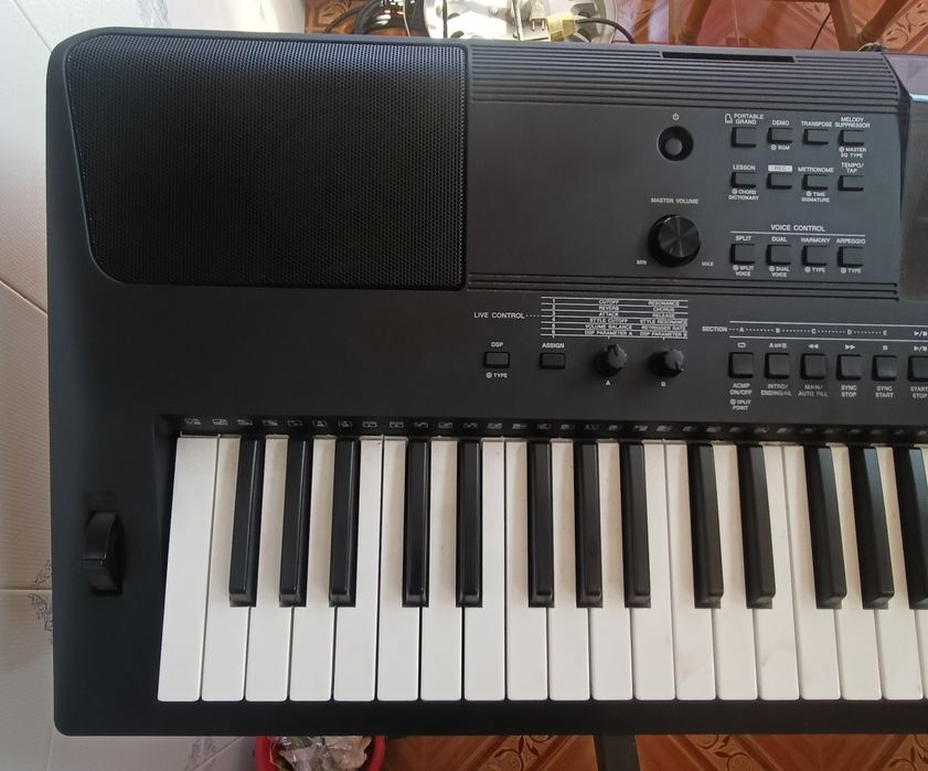 Vendo teclado psr EW400