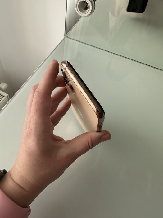 Продам iphone 11 pro max 256