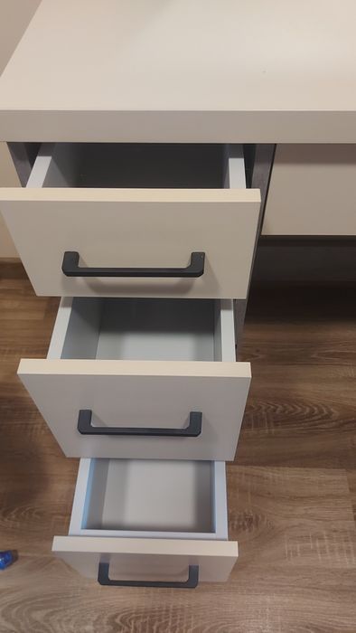 Toaletka Nowoczesna z lustrem LED