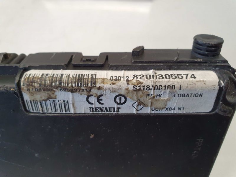 Caixa fusíveis / SAM / BSI RENAULT Megane II (BM0/1_, CM0/1_)