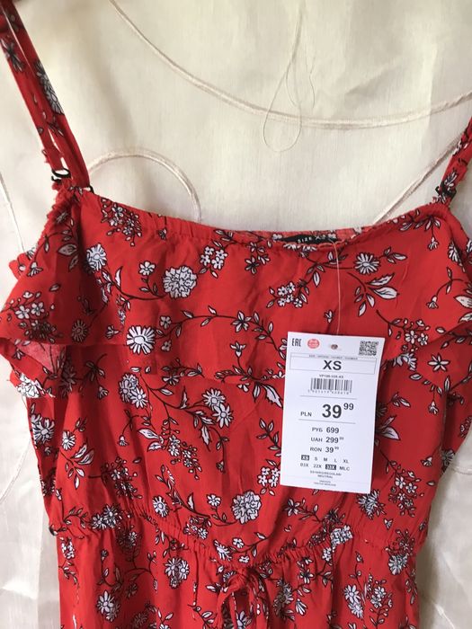 Sukienka Sinsay r. XS