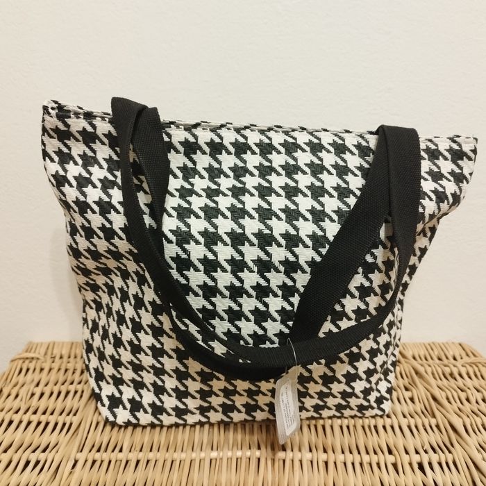 Torebka czarno biała