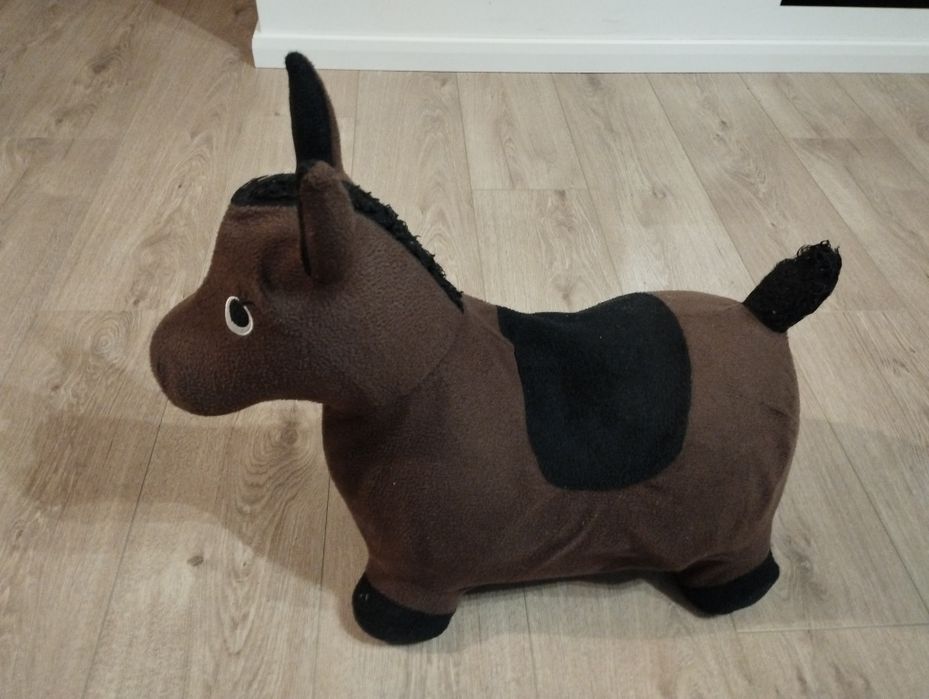 Konik dmuchany dla dziecka, zabawka do skakania