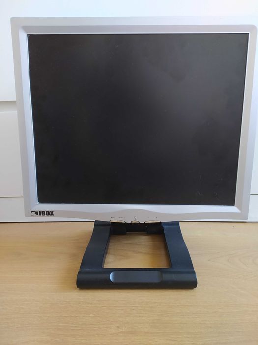 Monitor 17" 12v Ibox Aquila 17
