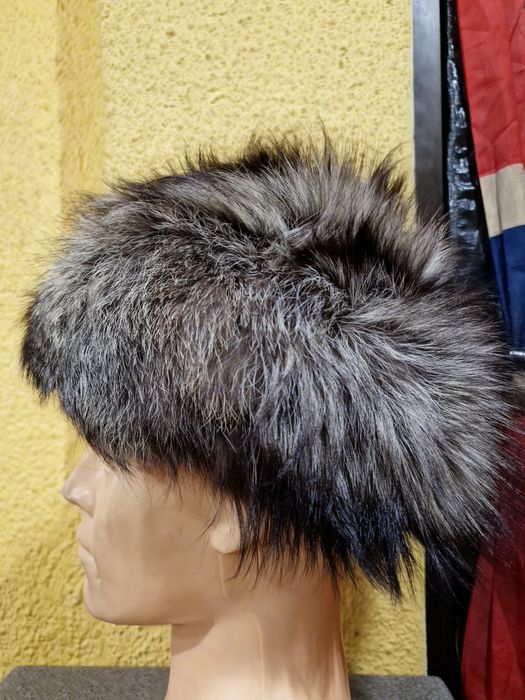 czapkę toczek futra lisa srebrnego. Czapka jeno,szop roz,S,58/59,m,