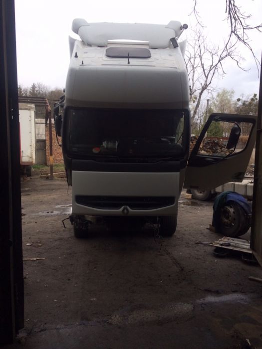 Разборка Рено Премиум и Магнум и Даф хф95