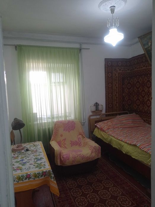 Продаю каменный дом в Яськах