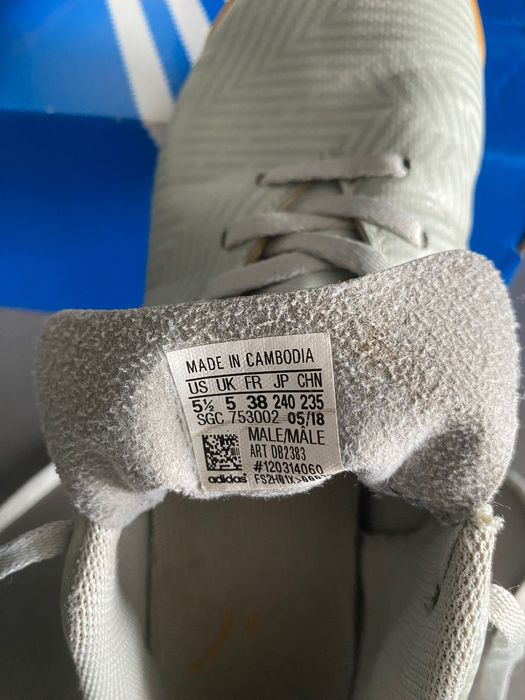 Buty na halę Adidas rozm.38