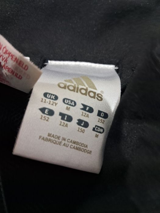 Lekka kurtka adidas rozmiar 152