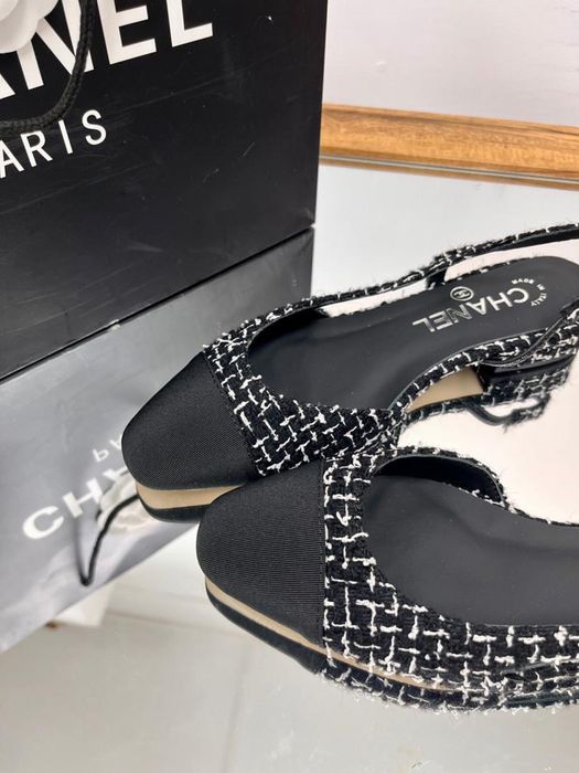 Chanel slingback