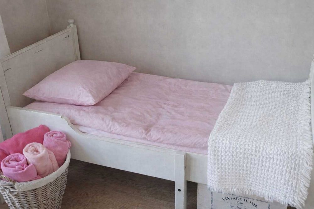 Łóżeczko dla dziecka drewniane - IKEA - rosnące z dzieckiem