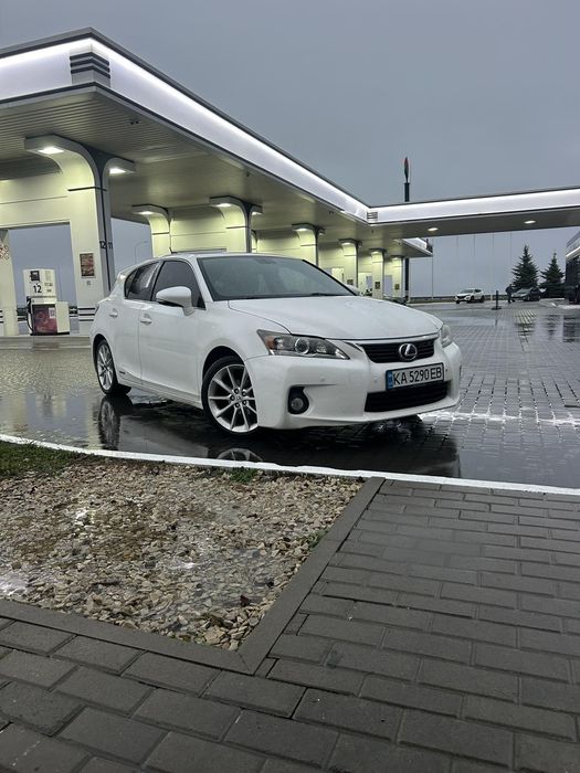 Аренда авто сдам Лексус ст200, Лачетти приус от 2х дней