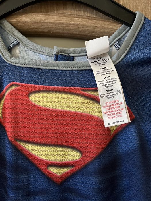 ,,Супермен,,маскарадний образ для дитини