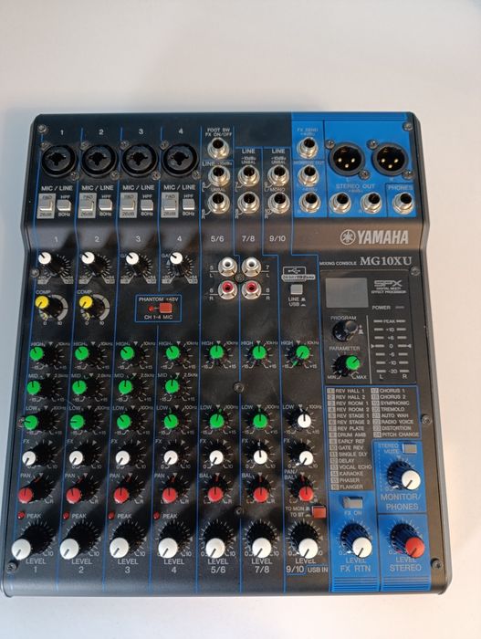 Мікшерний пульт Yamaha MG10XU