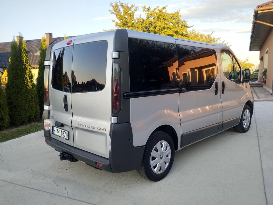 Opel Vivaro A 1.9 CDTI 2005 rok 9-osobowy