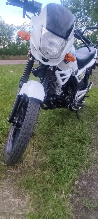 Мотоцикл SPARK 200