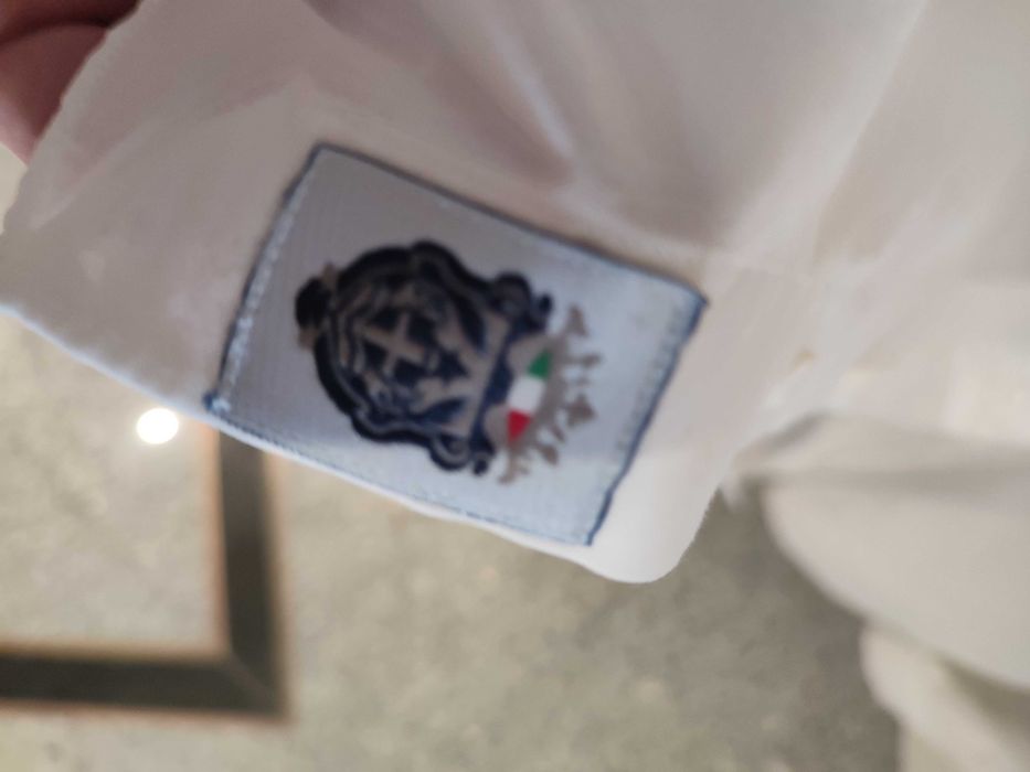 Camisa clássica colarinho italiano botão de punho Loja Mustra