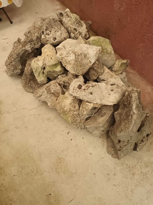 Pedras de Gruta para Jardim