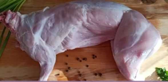 М'ясо кролика домашнє