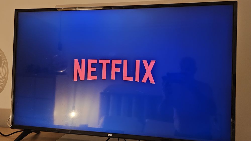Lcd  LG 43UM7050PLF