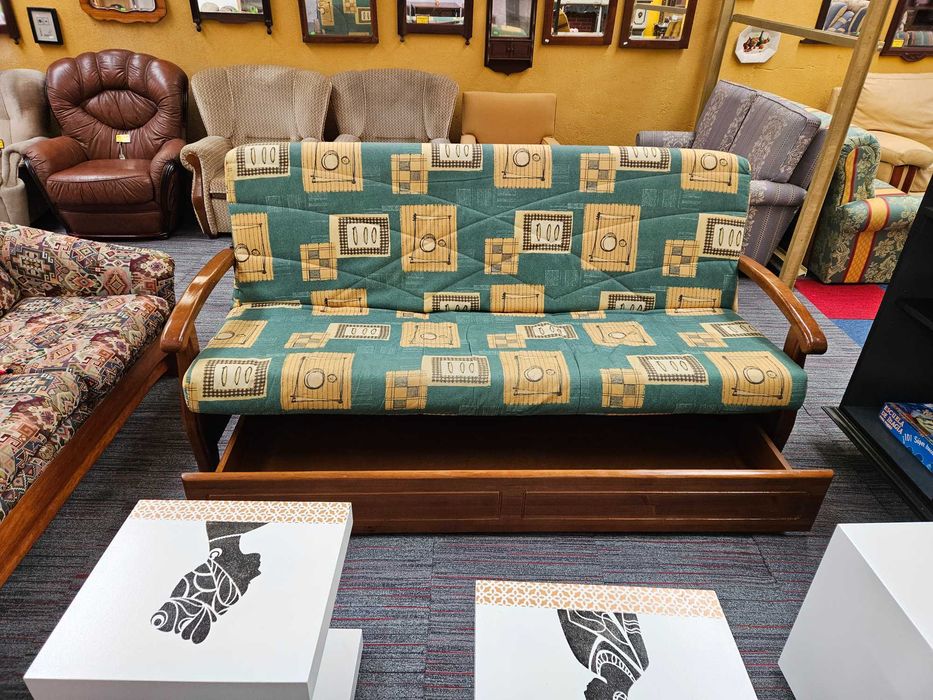 Sofá cama com arrumação - óptimo estado geral