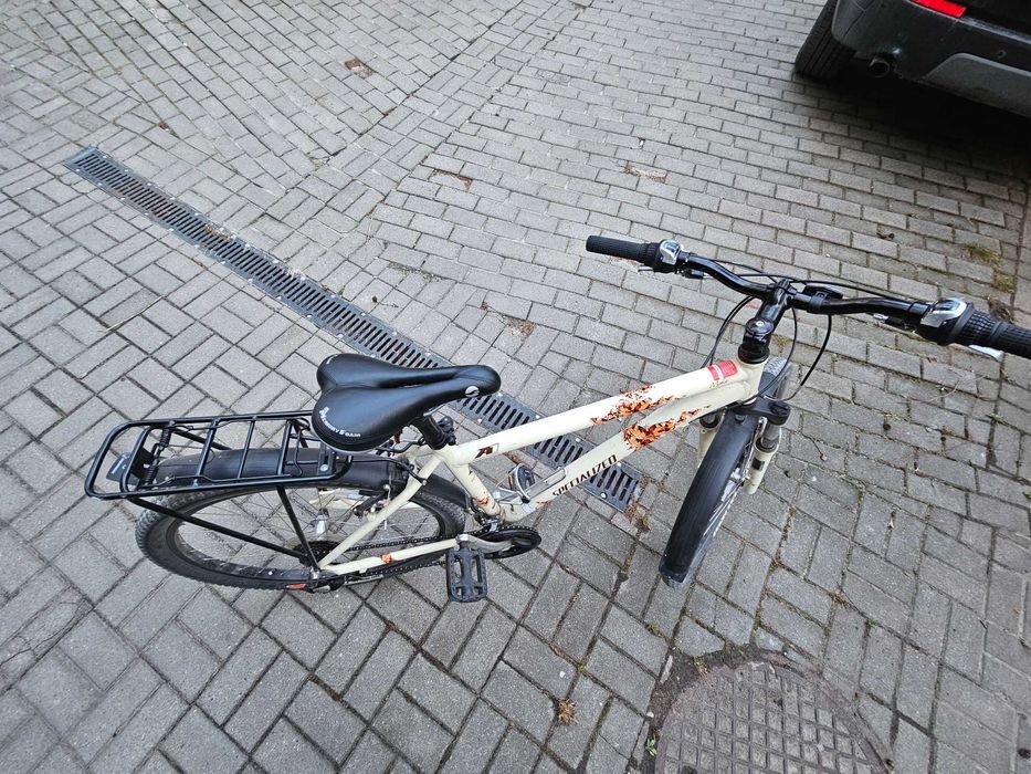 Rower miejski Specialized dla kobiety lub nastolatki