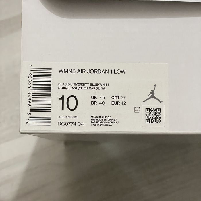Air Jordan 1 Low ‘Black University Blue’ EU42