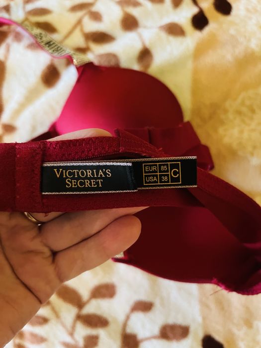Бюстгальтери 80 85 C Viktoria Secret