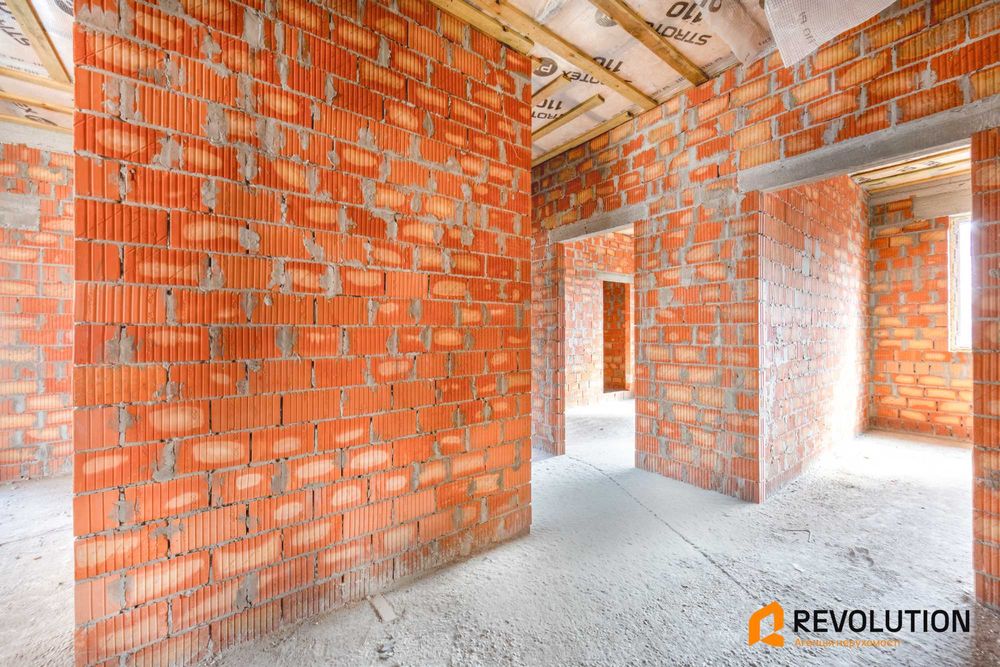 БЕЗ% Продаж сучасного одноповерхового будинку з великою терасою 150 метрів в невеличкому котеджному містечку в Американському стилі село Гнідин ГАЗ