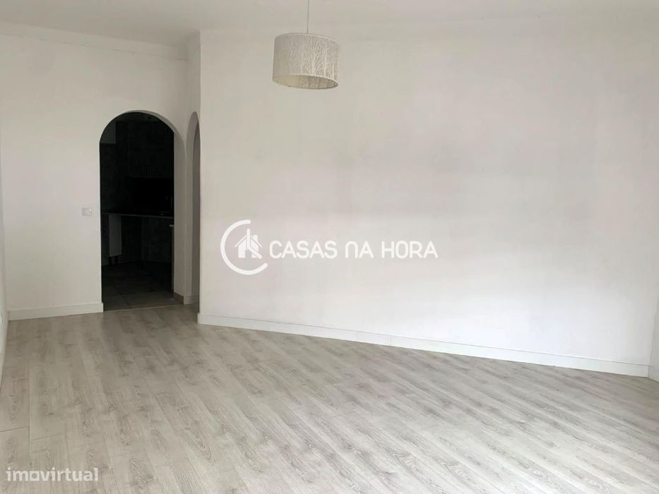 Apartamento T1 Charneca da Caparica
