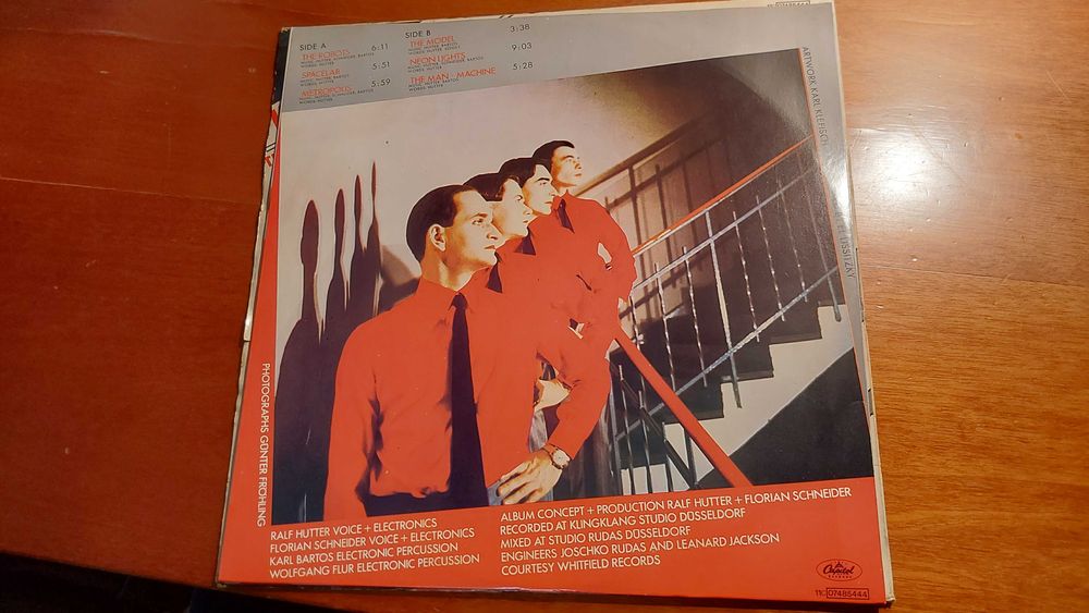 Kraftwerk – The Man•Machine (LP)