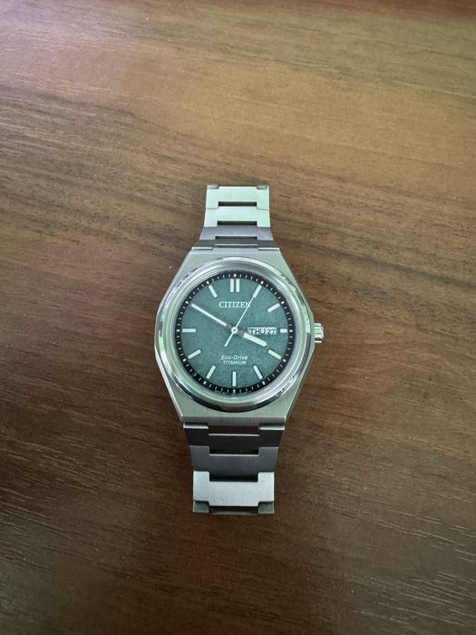 Годинник Citizen