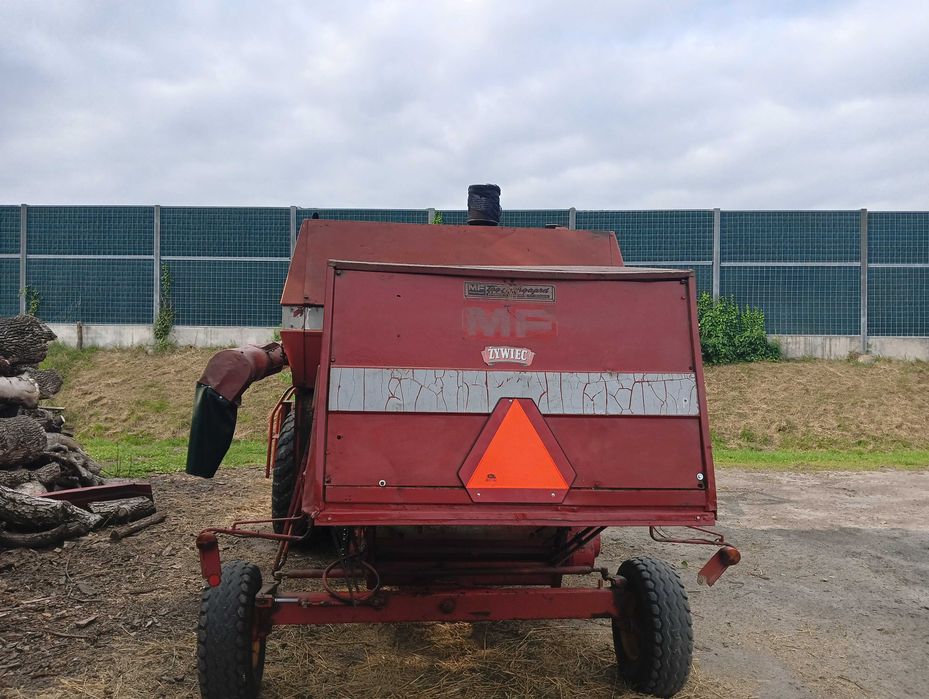 Kombajn Massey Ferguson 487