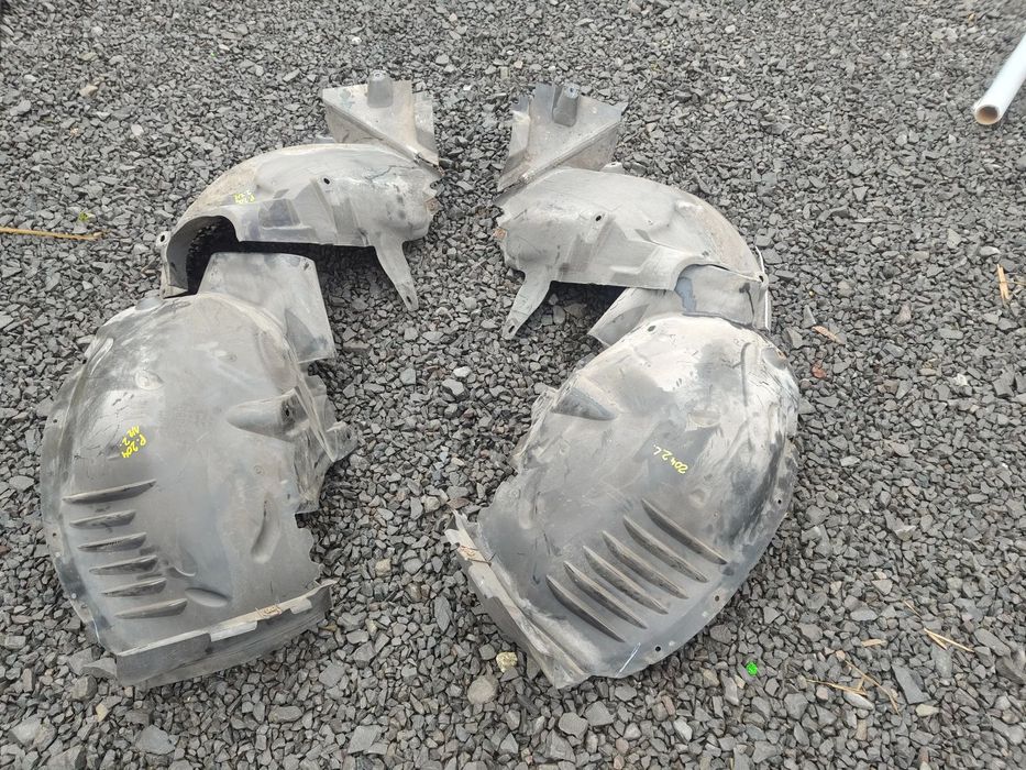 MERCEDES W204 C-KLASA Nadkole Przednie Przód Prawe Lewe kompletne